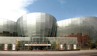 耀皮玻璃近期市場表現分析 批發貿易板塊承壓，五日跌幅4.34%