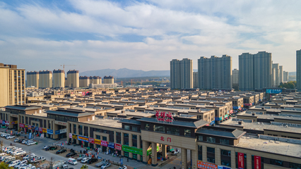 華耀城人氣漸旺，各地塊建設提速助力商品批發貿易繁榮